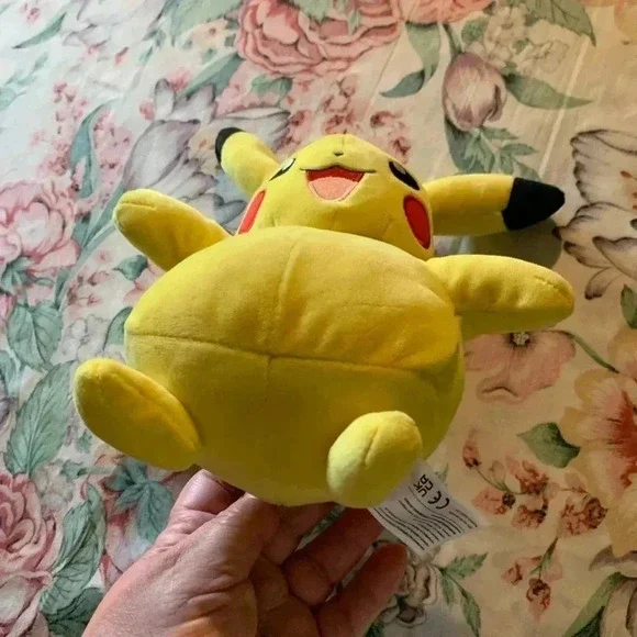 Pikachew Plush Toy - Picture 5 of 9